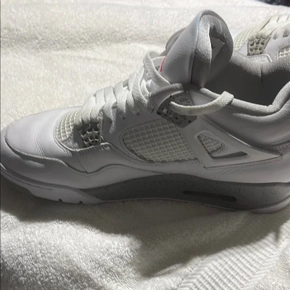 Jordan Sneakers White - Picture 2 of 6